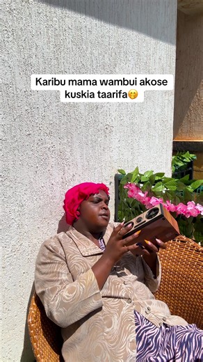 Usikubali mama yako asumbuke kama mama wambui 🤭😂Kimbia pale @Redmi Store - Sawa Mall and get the best tv at affordable prices also phones and accessories available ✅Located at Sawa mall shop G6❤️To order:0719 841 407