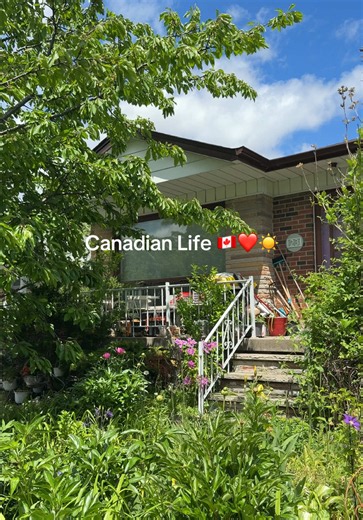 Canadian Lifestyle in Ontario & Quebec: Explore Toronto and Beyond