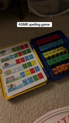 ASMR spelling game #asmr #asmrwhisper #relaxing #asmrwhispering #foryoupage