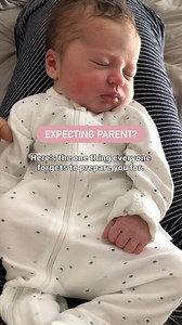 On the first day, most babies are sleepy and recovering from birth. It’s quiet, calm and honestly a little misleading. As a new parent you’ll be caught up by the excitement and forget to rest your self. You may even for a moment think “Okay… maybe this won’t be as intense as I expected.” 🚨 Then Night 2 arrives. Your baby becomes more alert, more vocal and much harder to settle. And it can feel like a complete shock. This is what’s often called Second Night Syndrome (although can happen on night