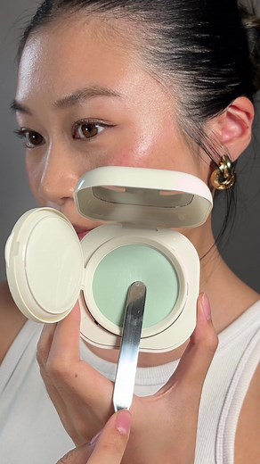 Get Flawless Skin with the Ultimate Blurring Powder