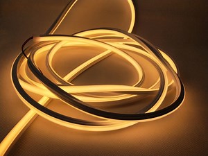 [Hot Item] Uniform Color Silicon Tube RGBW 24V Free Sample Ultra Bright 14.4W LED Neon Flex with Ce RoHS