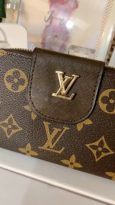 You deserve all of the beautiful things in your life✨ . #SOLD ❤️ . Thankyouuu so much mga Boss/ Madam🫶🏻 - Java Collex💖 | JAVA Collex