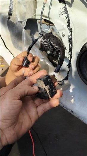 power window switch ka current kaise check Karen multimeter se #automobile #delhi #mechanic