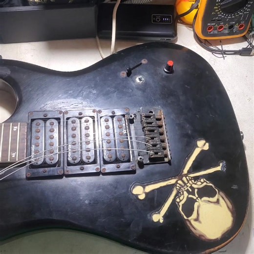 Guitar repair and refinishing. #guitartransformation #fyp
