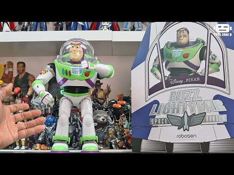 [Unboxing] The world's first "living" Buzz Lightyear Robot (Toy Story) by Robosen