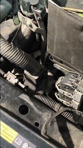 Nissan x-trail adblue off ECU location md1cs006. #mechanikapojazdowa #tuning #adblue