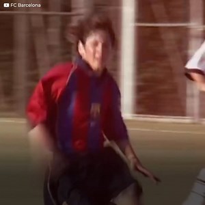Lionel Messi could have played for Spain, but something happened... At the age of 16, Lionel Messi was already at a phenomenal level at Barcelona, but in Argentina they were still unaware of his existence. Spain was determined to naturalize Messi after being amazed by his innate talent. However, an unpublished record and a phone book would make Lionel Messi's greatest dream come true. | The Cracks