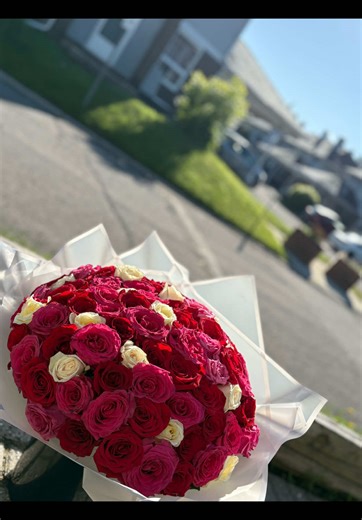 ✨100 Multi coloured roses ✨ #RadiantRoses #FirstPostFloral #OttawaFlowers #OttawaRoses #Roses #Valentines #OttawaFloral #Occasions #Timeless #InfinityRoses #RealRoses #Love #flowers #LuxuryBoutique #Boutique #Bloom #Petals #fyp #wedding #timeless #infinity #bride #luxuryboutique #birthday