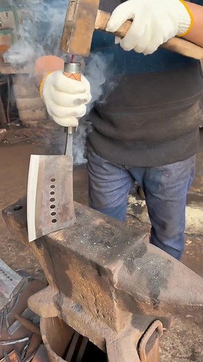 78K views · 241 reactions | #Seven-Star Cleaver# Hand-Forged | Cleavers Cutting | Facebook