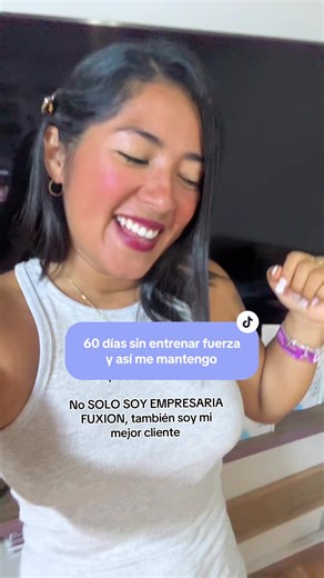 Más de 60 días sin entrenar por mi operación de mioma… y sigo manteniéndome fit. 💪✨ No es suerte. Es disciplina. Es nutrición inteligente. Es coherencia. No solo soy empresaria FuXion. Soy mi mejor cliente. 💚 Consumo lo que recomiendo. Confío en lo que vendo. Y sostengo resultados incluso en pausa. Si quieres saber qué estoy usando en mi proceso, escríbeme “FIT” por DM 📲🔥 #DisciplinaReal #MujerEmpresaria #SaludInteligente #ResultadosReales #FuxionLife ✨