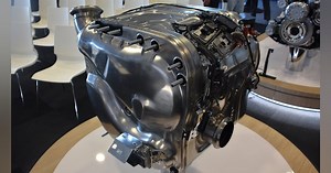 Closer look: Navistar’s new powertrain advances emission control