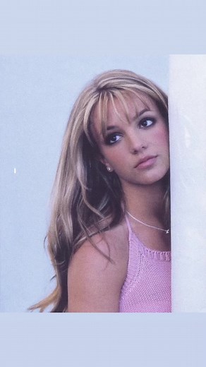 i love this song💋💋 #britneyspears #queenofpop #nostalgia #2000s #y2k #fyp #viral #oldsong #zybca