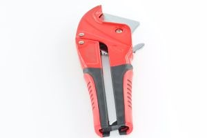 [Hot Item] Red Manual Aluminum Ratchet Hinged Rotary Portable PVC Pipe Cutter