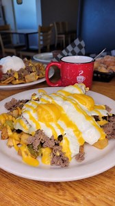 Looking for breakfast? This is for you🤤 Classic diner vibes with a huge portions! First visit get the Philly Cheesesteak skillet 🍳 if you're not a fam of Cheesesteak this will change your life 🤤🤤🤤 😄DON'T FORGET to BOOKMARK to easily find this post for later! (Flag icon on the right bottom corner under the photo) ⬇️⬇️⬇️ Where? @pennyannscafe ⬇️⬇️⬇️ Address? 234 S 500 W Suite 101 West Bountiful 1810 South Main Street Salt Lake City 280 East 12300 South Draper 1856 West 5400 South Taylorsvill