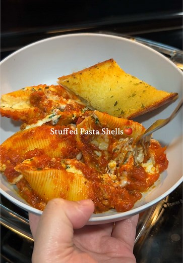 Delicious Stuffed Pasta Shells Recipe for Dinner