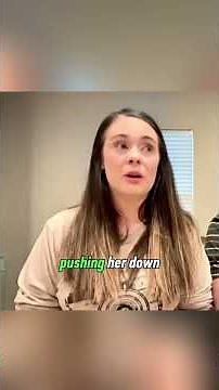 A pizza delivery man who helped an elderly woman who had fallen was asked to pay 500,000 US dollars.