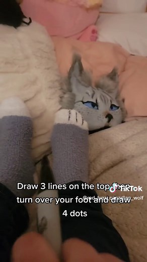DIY Amazon Sock Paws Tutorial