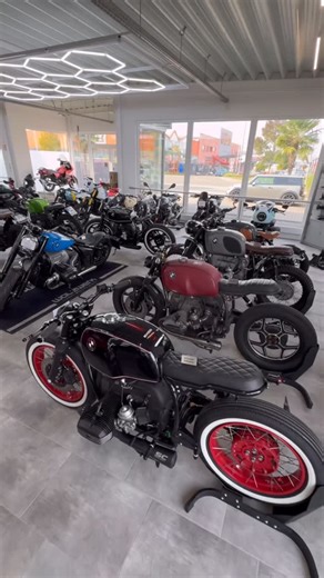 WalzWerk Motorcycles Official on Instagram: "⚡️SHOWROOM & WORKSHOP TOUR⚡️ For all who missed our Open House Day last week, here‘s an exclusiv WalzWerk Shop Tour with Marcus Walz himself. Enjoy … 🤘 #caferacer #bmwcaferacer #bobber #bmwbobber #scrambler #bmwscrambler #caferacerporn #bmwmotorrad #bmwr65 #caferacers #caferacerstyle #caferacerworld #scramblertracker #bmwr80 #makelifearide #bobberstyle #bobberporn #bobberlife #bobbermotorcycles #bobbers #custombike #custombikes #walzwerk_motorcycles 