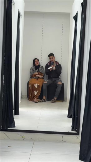 انحنا متاثرين اوول لاننا كنا بنعيط ان خلاص بنستلم الفستان وفرحنا بكرا 😭