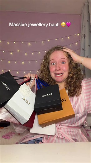 Opulent Vogue jewellery haul: massive necklace & jewellery roundup