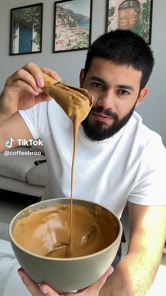 Fluffy Coffee Recipe: How to Make Dalgona Coffee at Home