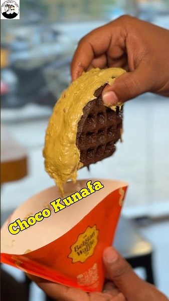 ₹100 Waffles 🤩 Happy Waffles Day 👀💥 | #thatmadrasguys #ad