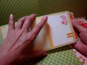 Super quick and easy mini albums for my friends -- scrapbooking mini album