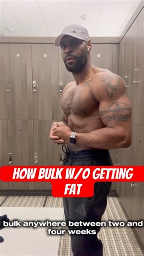 How to Bulk & Build Muscle Without Getting Fat (Explained)