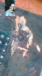 222K views · 2.8K reactions | Huawei Mate X Triple-Fold: The font library cracked from the drop—how many pieces flew off in total? | Ycs Yang | Facebook