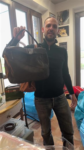 Partenze #borse #pelletteria #laboutiqueitinerante #firenze #moda