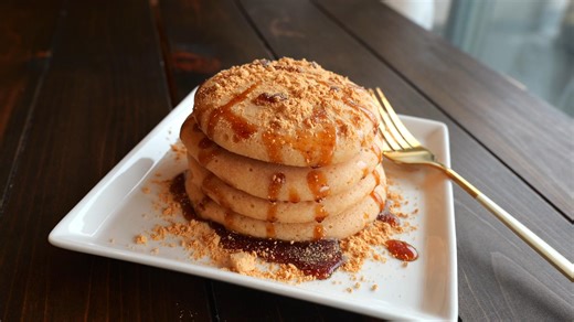 混ぜてチンするだけ！レンジで簡単「米粉きな粉パンケーキ」の作り方 - 朝時間.jp