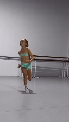 34 reactions | Jumps are one of Claudia’s favorite dance skills to work on 懶懶 | Beth Willis | Facebook