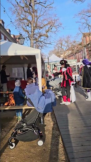 Sinterklaasliedjes in Potsdam | Dutch songs at the Sinterklaas market