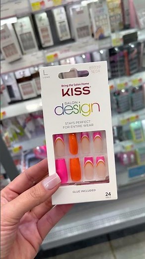 Best Press On / Glue on Nails that will last for weeks!