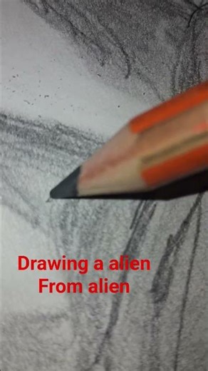 drawing alien from alien please comment