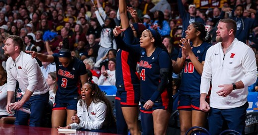 Yolett McPhee-McCuin: "I feel like the (Gopher) fans won them that game today"