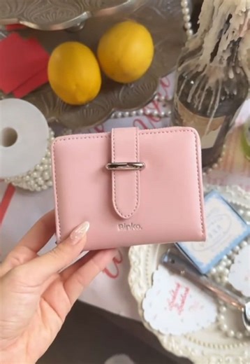 ฉันรักยัย Penelope Featherington ใครดูถึงซีซั่นไหน แวะมาเม้าท์กันได้นะค้า🤍🩷🤍🩷✨🫶 #bridgertonseason3 #penelopefeatherington #binko #pinkwhite #wallet