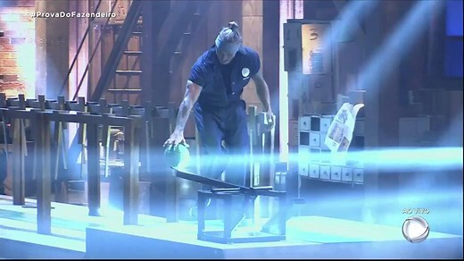 565K views · 126 shares | Juliano Ceglia vence pela segunda vez a #ProvaDoFazendeiro e escapa de novo da #EliminaçãoAFazenda. O peão foi mais rápido que Mateus e Mirella, que disputam a permanência no programa com Luiza nesta quinta-feira (22) 鸞 Veja como foi! Assine o PlayPlus e tenha acesso à transmissão 24 horas de #AFazenda12: PlayPlus.com/AFazenda | A Fazenda | Facebook