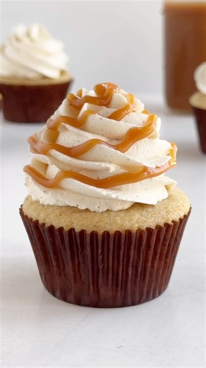 Brown butter frosting hits different—especially when it’s swirled to golden perfection ✨🧁🔥 Recipe for these brown butter cupcakes on cakemehometonight.com! | Cake Me Home Tonight