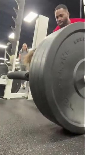 Squat Fail Goes WRONG!