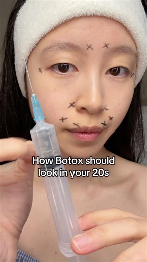 If wrinkles are bothering you, YOU DON’T NEED BOTOX! It’s your dehydrated skin💦✨@torriden-official