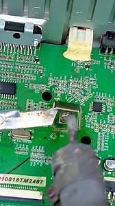 51K views · 361 reactions | Removing the chipset IC #ElectronicsRepair #ChipsetRemoval #TechTutorial | Giyan Circuit | Facebook