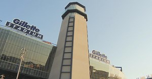Patriots fans celebrate Tom Brady's return to Gillette Stadium