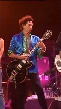 The Rolling Stones sing their dynamic song Let It Bleed in 2003 pt2