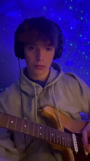 i wanna be yours intro by arctic monkeys slowedd #iwannabeyours #arcticmonkeys #MaybellineSwipeIt #slowed #slowedreverb #guitartok