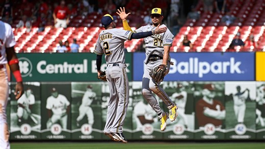 Brewers 6, Cardinals 0: Milwaukee breezes through St. Louis as it nears a NL Central division title