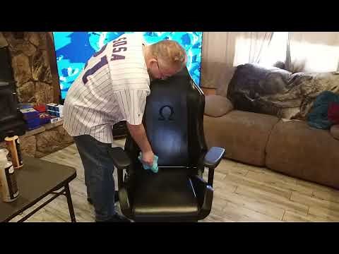 Secrete Labs NAPA Leather Chair. The Ultimate Cleaning guide!