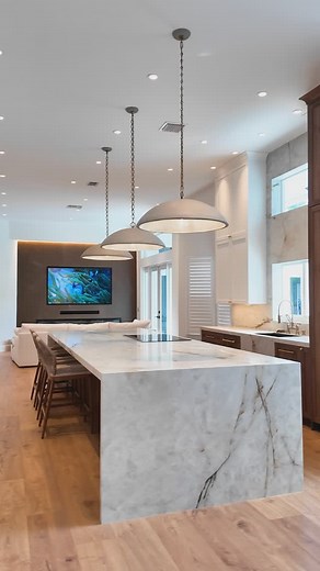 𝗗𝗲𝗿𝗲𝗸 𝗥. | 𝗜𝗻𝘁𝗲𝗿𝗶𝗼𝗿 𝗗𝗲𝘀𝗶𝗴𝗻 𝗠𝗶𝗮𝗺𝗶 on Instagram: "From walls that divide to spaces that thrive! We transformed this space into an open-concept kitchen with a stunning statement island, designed for seamless living and entertaining. t’s more than just a kitchen—it’s where style meets practicality... Ready to elevate your home with a professionally managed design-build project? Send us a DM to bring your vision to life... #designbuild #interiordesign #remodeling #contractor 