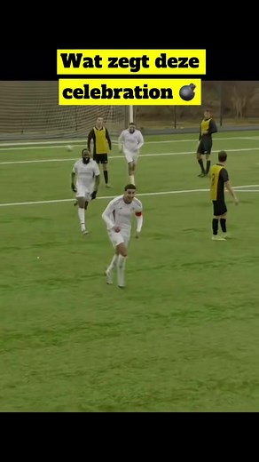 Aura: Celebrating with Ilias Vietto